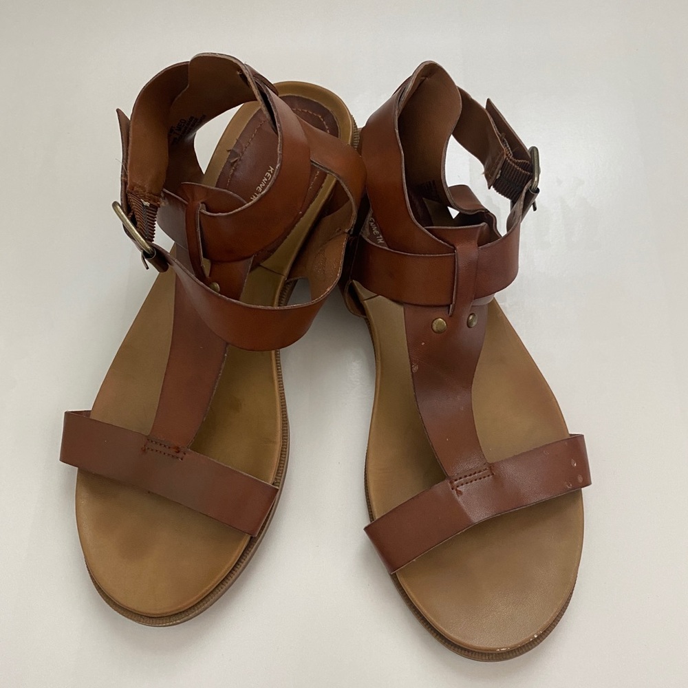 Kenneth Cole Sandals